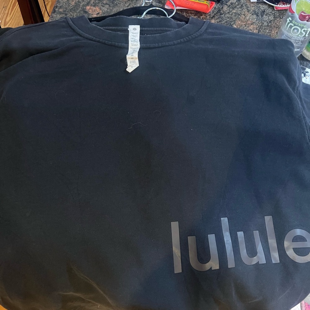 Lululemon perfectly oversized crew spell out sweatshirt 4 black logo - Picture 4 of 8